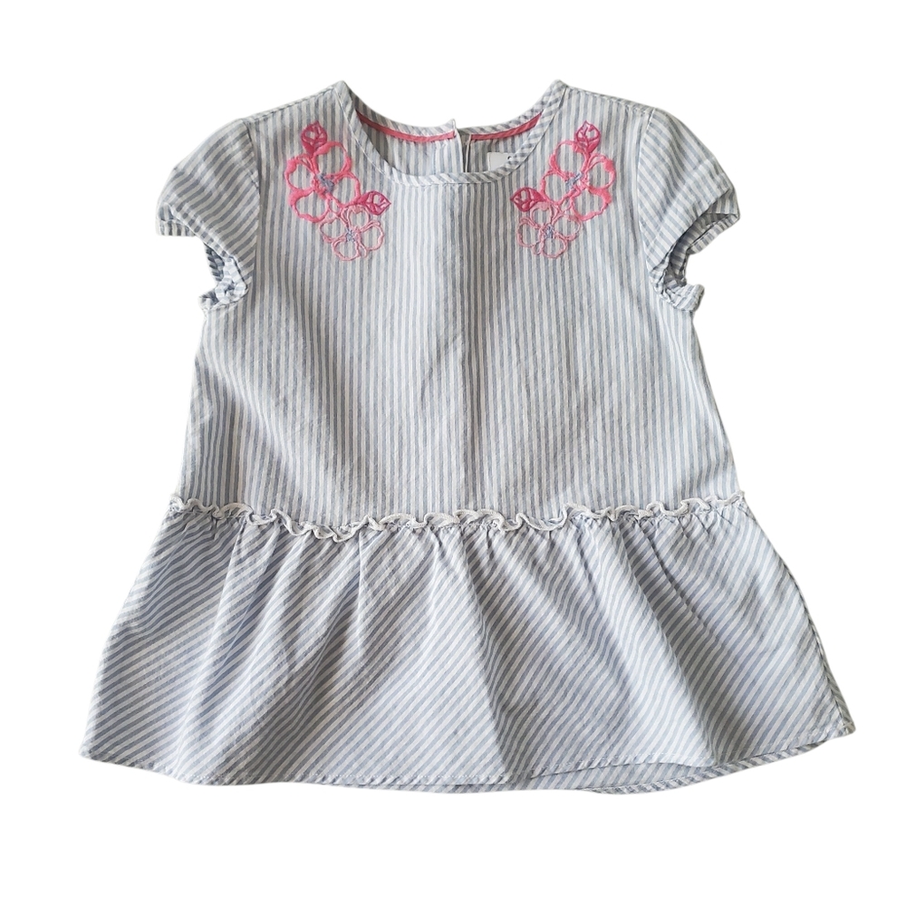 Crown & Ivy Embroidered Peplum Top